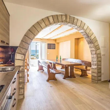 2 Bedroom Stunning In Medici 아파트 *